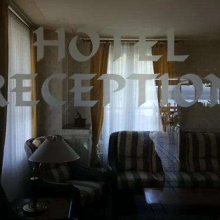 Bella Vita Del Lago Hotel